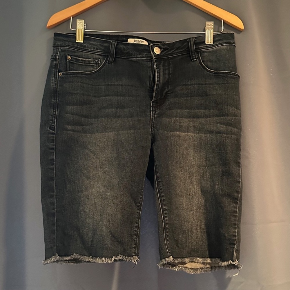 DENIM WALKING SHORTS